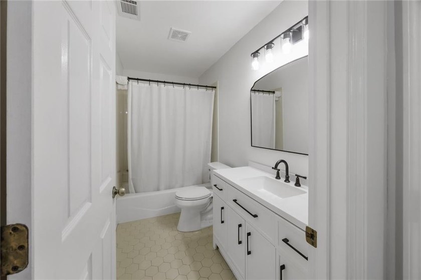 Located just minutes from I-20 and only 30 minutes to Atlanta - photo 16