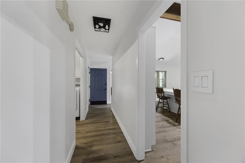 Located just minutes from I-20 and only 30 minutes to Atlanta - photo 17