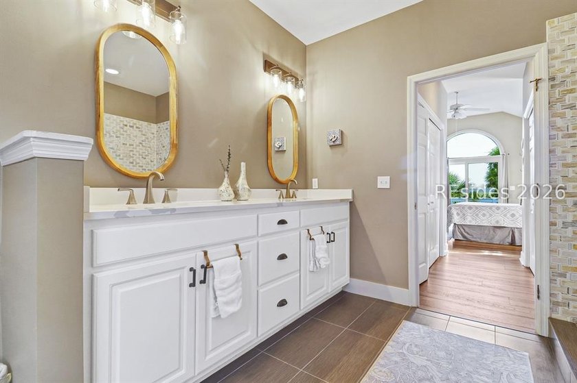 Nestled on a quiet cul-de-sac within the gated community of Old - photo 19
