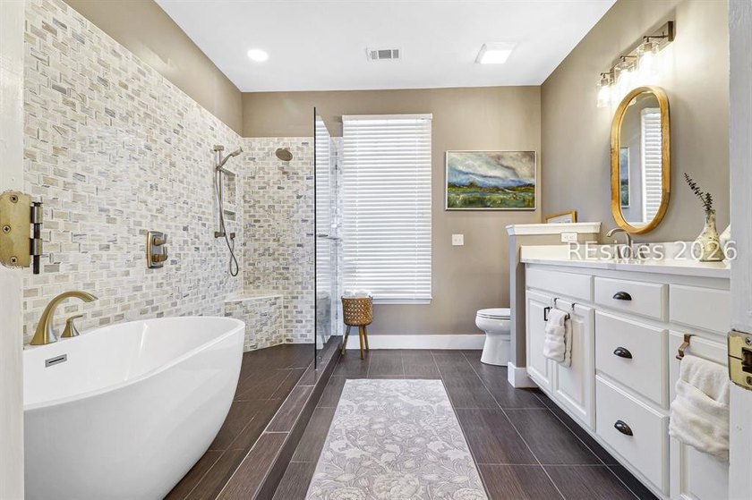 Nestled on a quiet cul-de-sac within the gated community of Old - photo 20