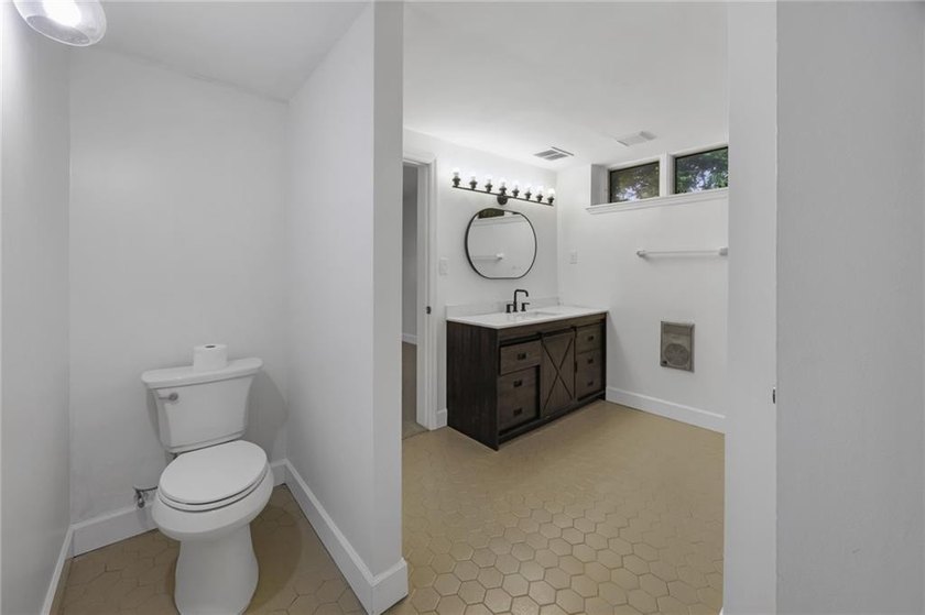 Located just minutes from I-20 and only 30 minutes to Atlanta - photo 28