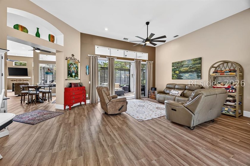Rare Monroe/Rutledge estate home in very desirable Lake Somerset - photo 8