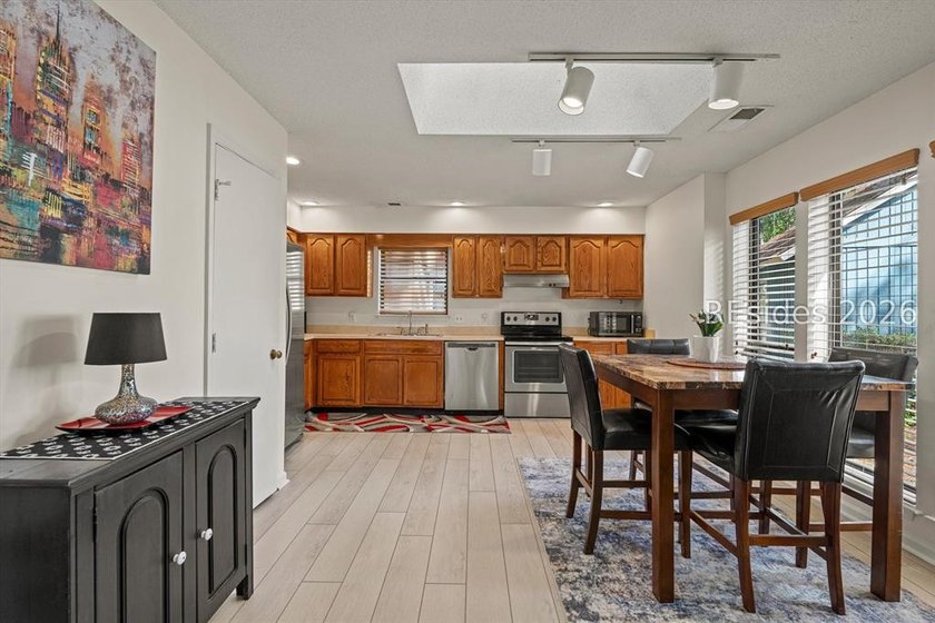 Great Value You Don't Want to Miss! Finding a 3-bedroom, 3-bath - photo 7