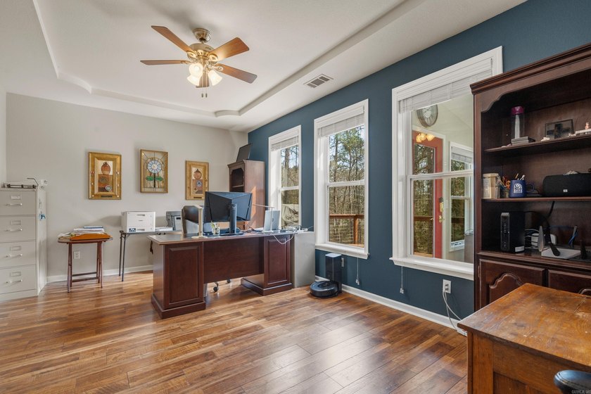 Nestled in the highly desirable Lake Balboa area of Hot Springs - photo 10