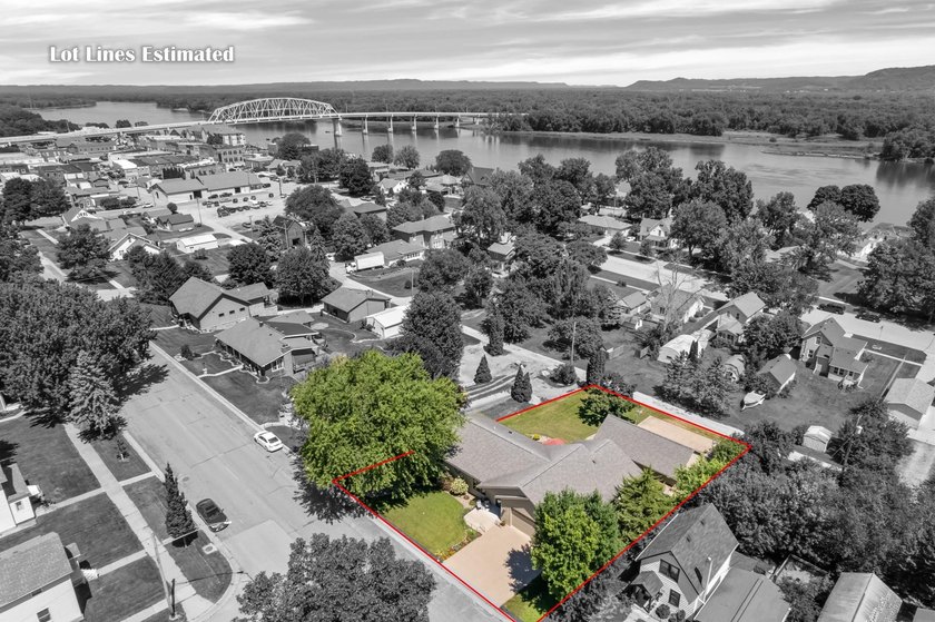 Meticulous and beautifully cared for! 329 2nd street is set and - photo 4