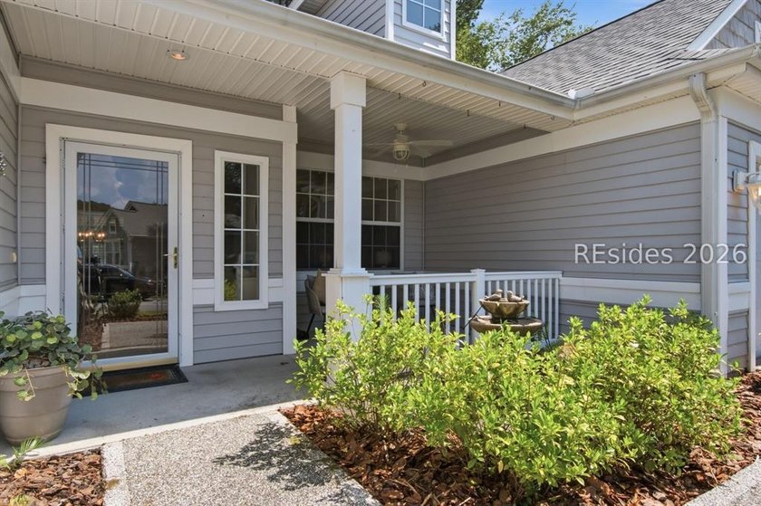 Pristine Single-Story Living on a Quiet Cul-de-Sac in Sun City! - photo 5