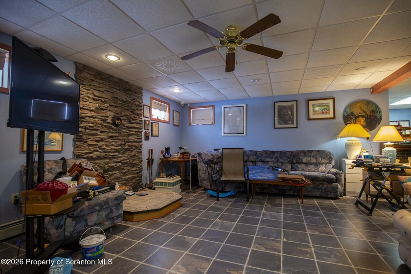 Welcome to Sierra Court in the desirable Hidden Lake Estates in - photo 35