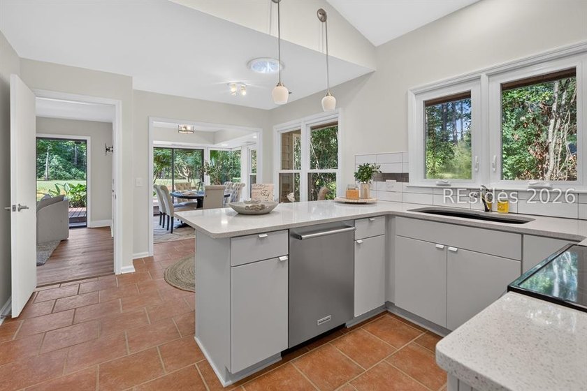 Discover your dream home in the prestigious Rosehill - photo 9