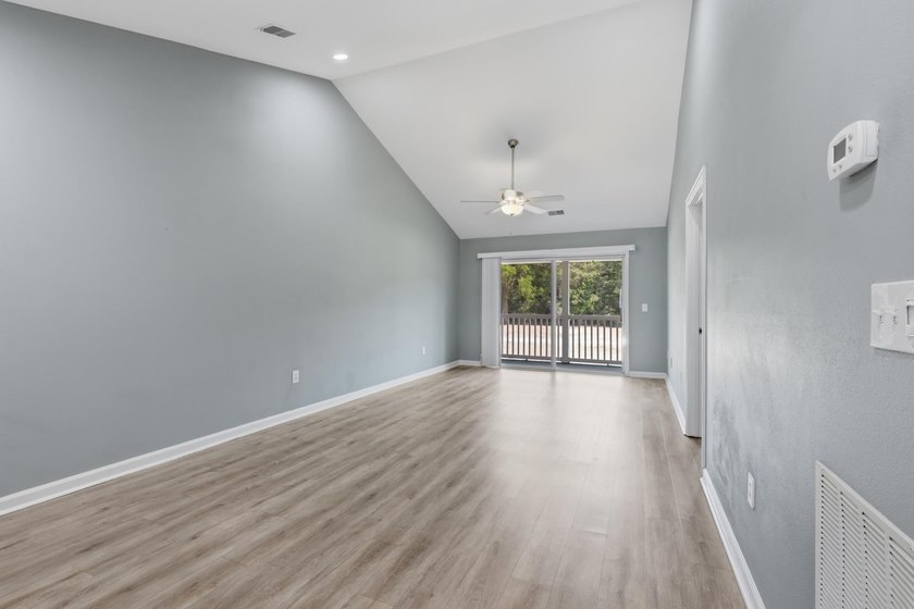 Coastal Condo Near Golf &amp; Beach | Investor Friendly Looking for - photo 6