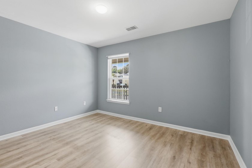 Coastal Condo Near Golf &amp; Beach | Investor Friendly Looking for - photo 10