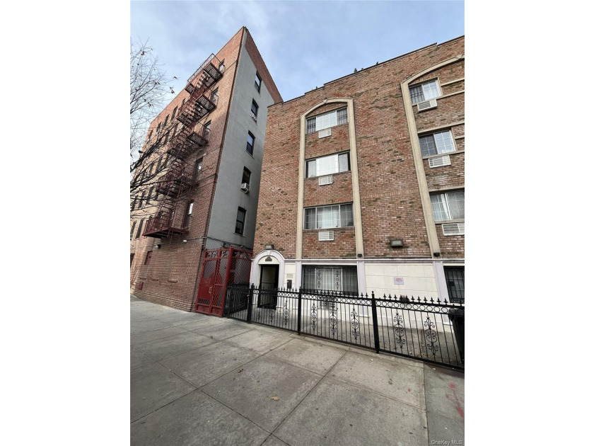 An ideal entry point into New York City homeownership, this well - photo 12