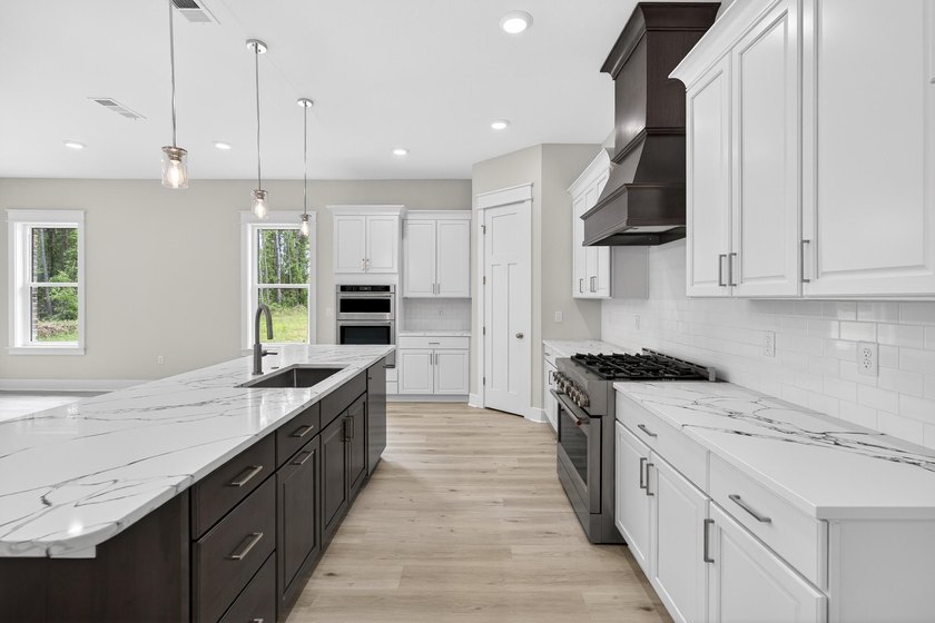 Construction complete on this one story 4 Bedroom, 3 bath home - photo 18
