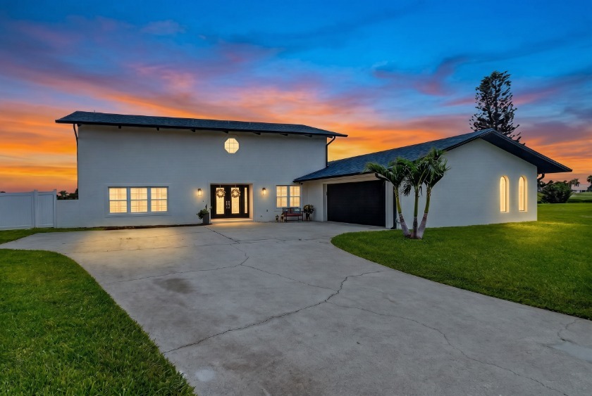 Florida Space Coast Barrier Island Golf Course Home
Sun, Surf, S - photo 46