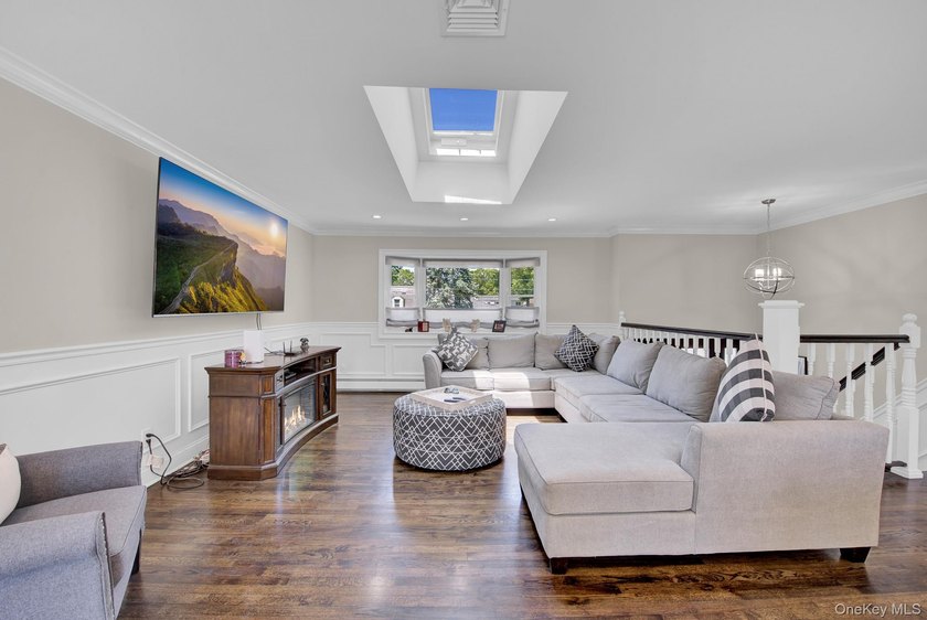 Perfect M/D With Proper Permits. This Tropical Paradise Home Is - photo 4