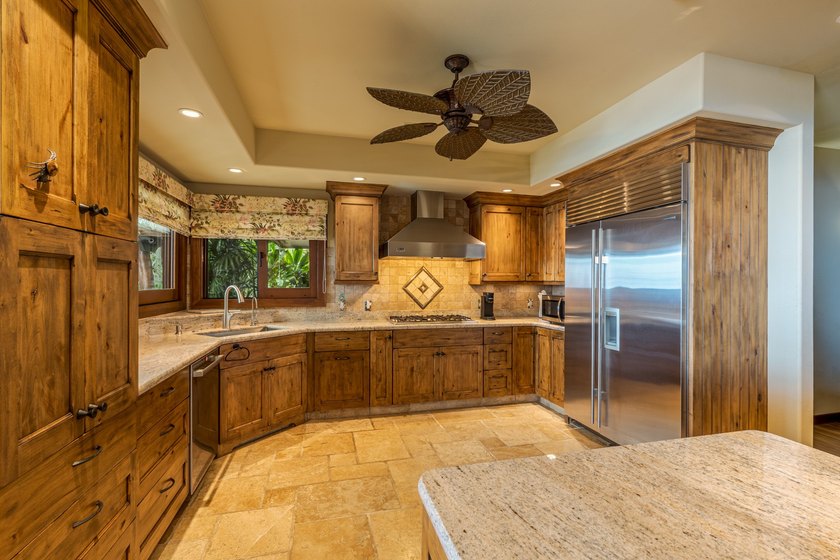 IOLANI- Owner highly motivated to sell this legacy hawaiian - photo 15