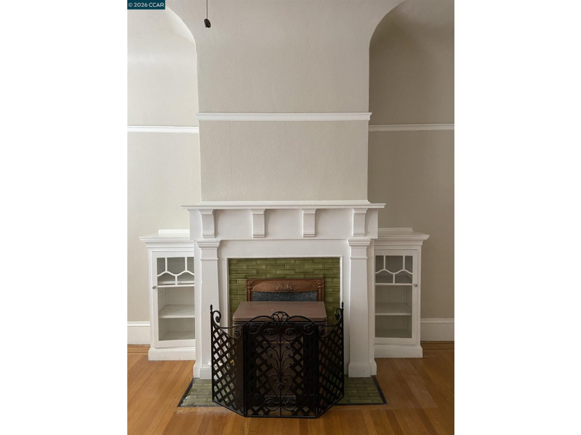 Stunning Victorian. Nob Hill Location. Many original details of - photo 17
