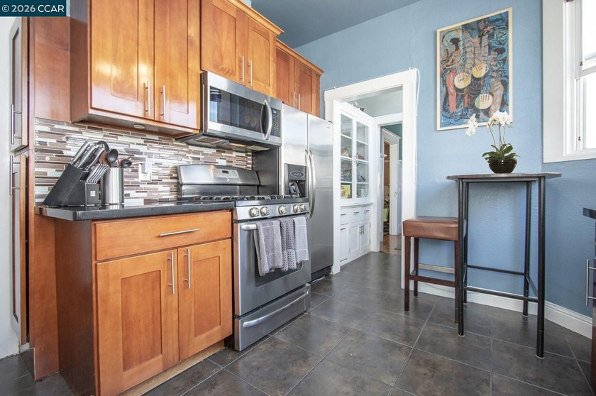 Stunning Victorian. Nob Hill Location. Many original details of - photo 30