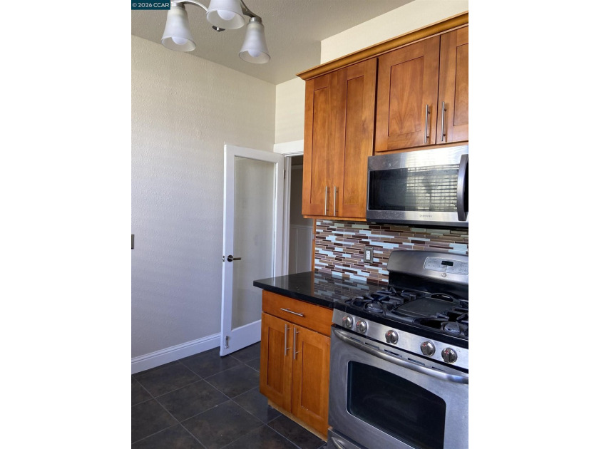 Stunning Victorian. Nob Hill Location. Many original details of - photo 34