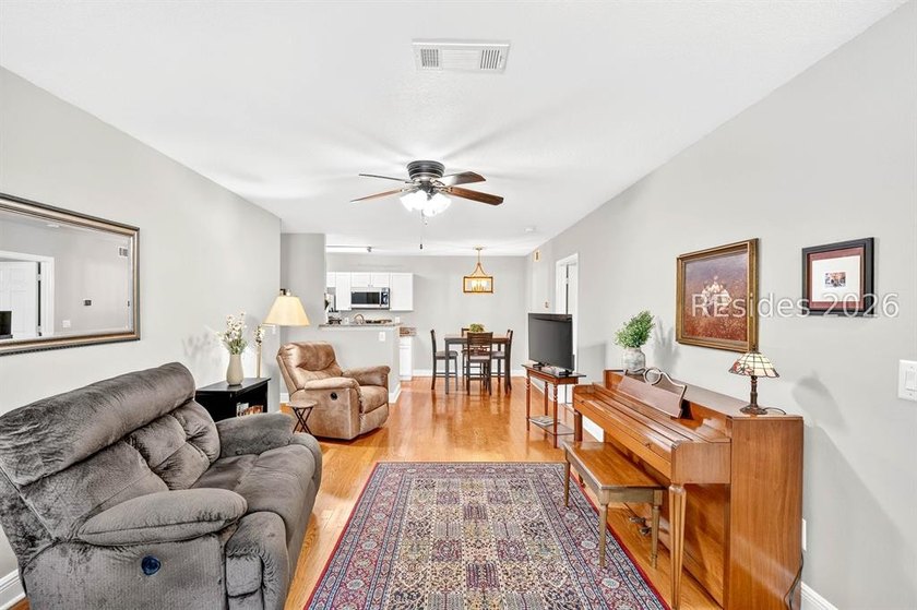 Enjoy carefree living in this beautifully updated first-floor - photo 6