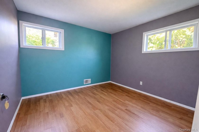 Welcome to this charming home located on a quiet cul-de-sac! - photo 9