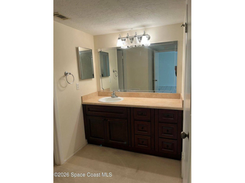 You don't want to miss this spacious condo located in the heart - photo 16
