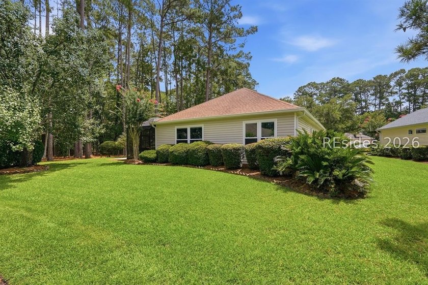 Searching for a Sun City Hilton Head home with room to entertain - photo 36