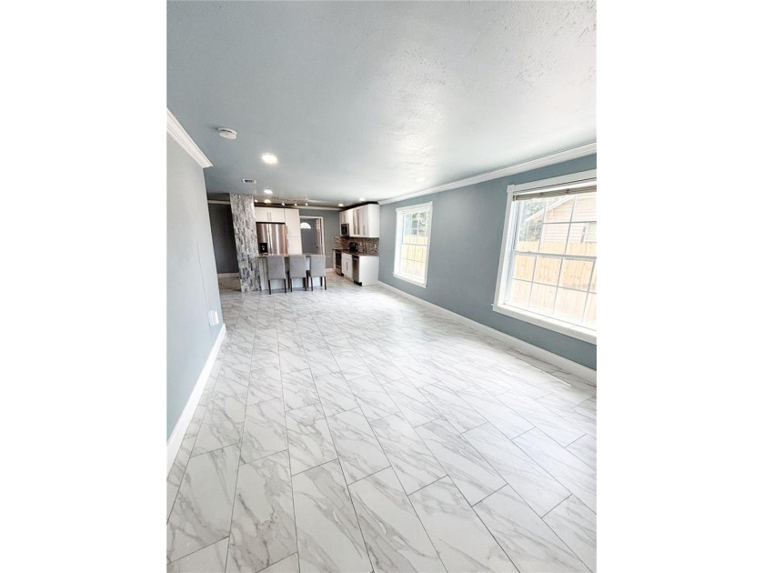 Experience modern luxury in this stunning, fully renovated - photo 9