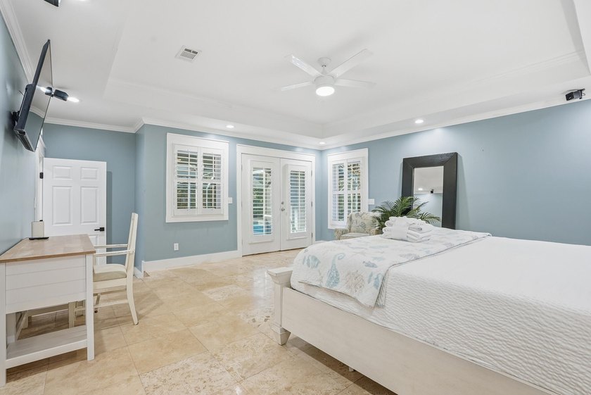 Discover the perfect blend of comfort, style, and income - photo 11