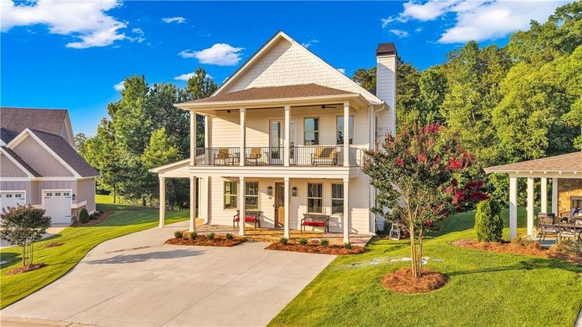 82 Hideaway Loop! | Carport + Additional Parking Spaces | 2 - photo 17