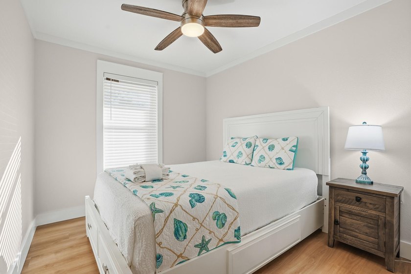 Discover the perfect blend of comfort, style, and income - photo 24