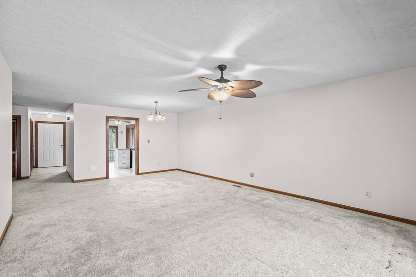 Unit 301 at Spinnaker's Reach is a spacious top-floor condo - photo 7