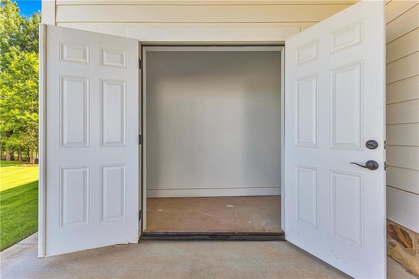 82 Hideaway Loop! | Carport + Additional Parking Spaces | 2 - photo 31