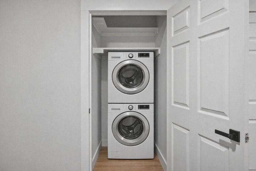 Discover the perfect blend of comfort, style, and income - photo 41