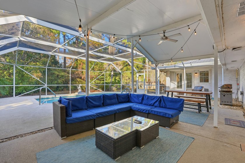 Discover the perfect blend of comfort, style, and income - photo 46