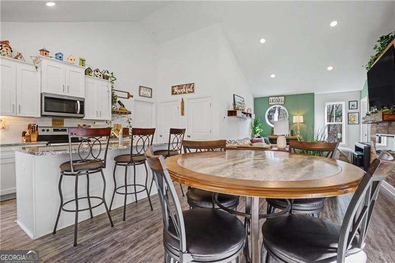 Enjoy peaceful living in this charming 2-bedroom, 2-bath home - photo 8