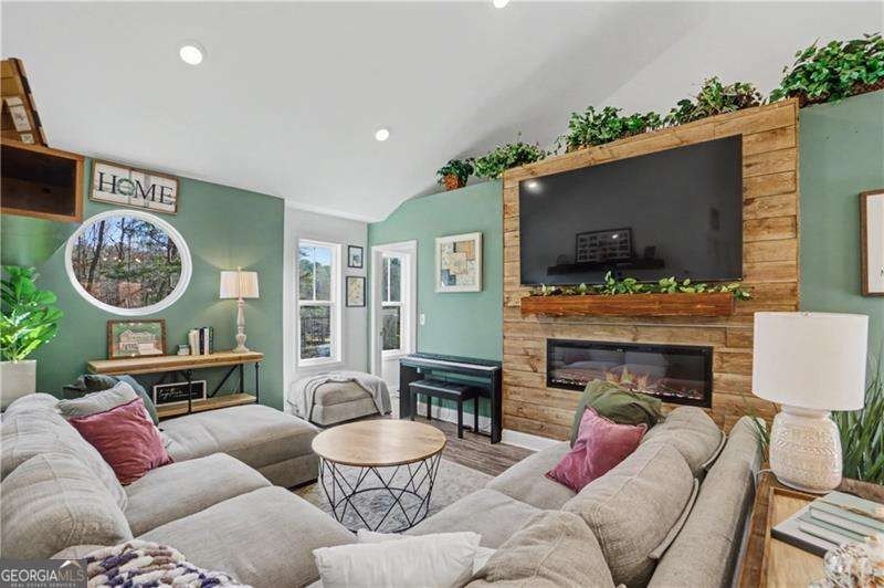 Enjoy peaceful living in this charming 2-bedroom, 2-bath home - photo 10