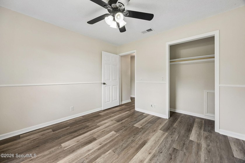 Welcome home to this beautifully renovated and updated - photo 33