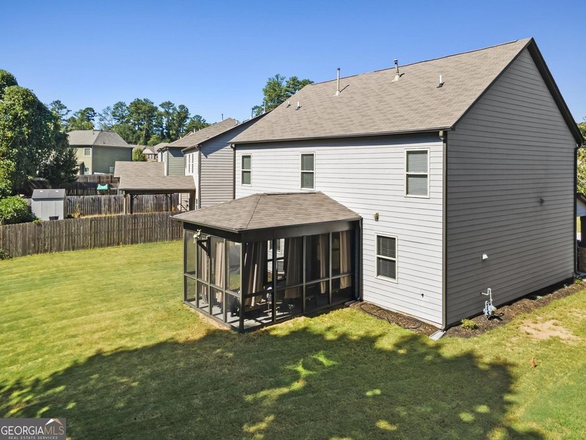 This Freshly Updated Craftsman will surely please your Buyers! - photo 4