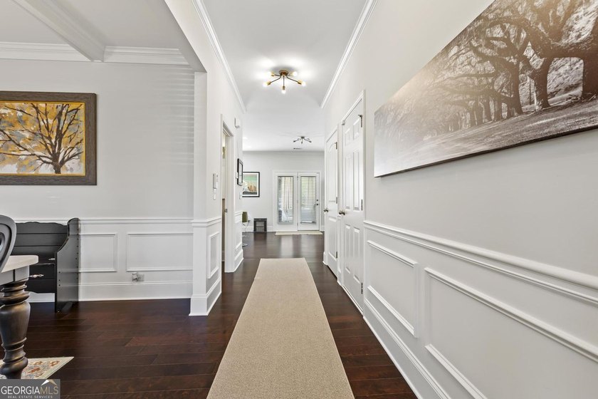 This Freshly Updated Craftsman will surely please your Buyers! - photo 9