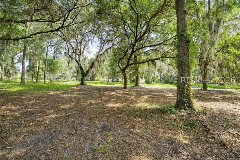 Build your dream home in the prestigious Spanish Point community - photo 4
