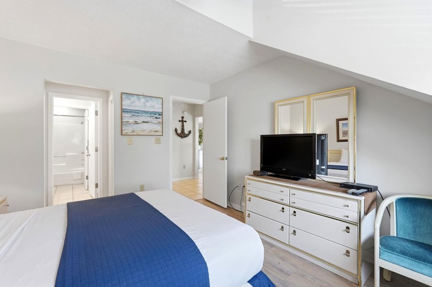 Welcome to 110 Hartland Dr, Unit 15-E, a beautifully designed - photo 5