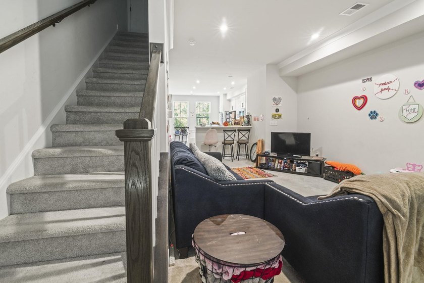 Welcome to 124 Galil Dr., Unit 21D - a stunning three-bedroom - photo 4