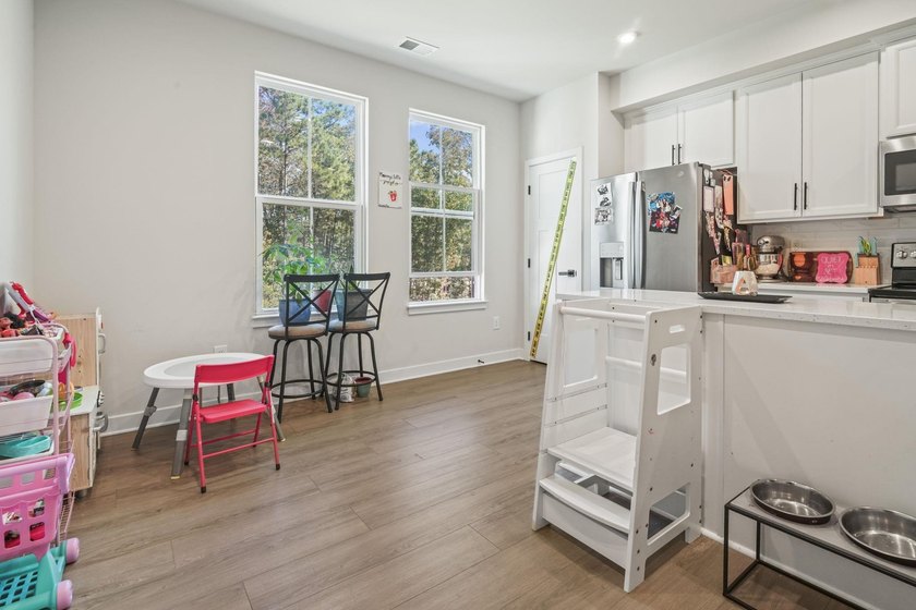 Welcome to 124 Galil Dr., Unit 21D - a stunning three-bedroom - photo 7