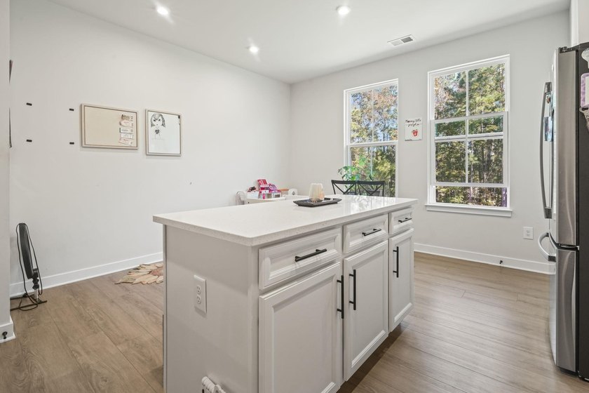 Welcome to 124 Galil Dr., Unit 21D - a stunning three-bedroom - photo 8