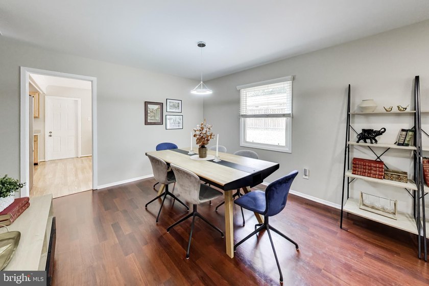 Welcome to 12006 Maddox Lane-a beautifully maintained one-level - photo 7