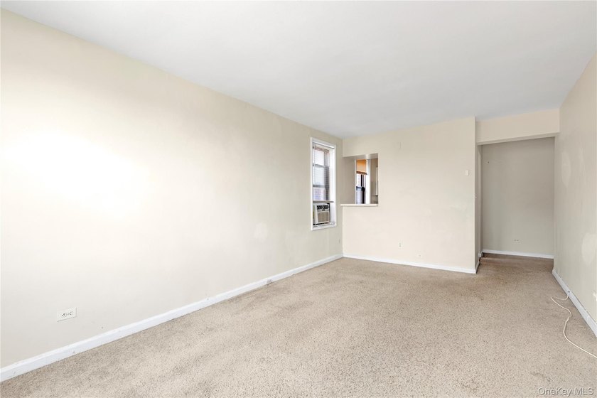 Welcome home! to this beautiful Studio Co-Op apartment at the - photo 4