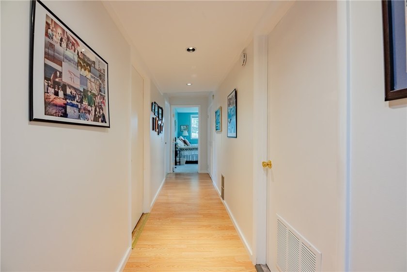 Welcome to 51 Fawn St., a thoughtfully maintained ranch tucked - photo 22