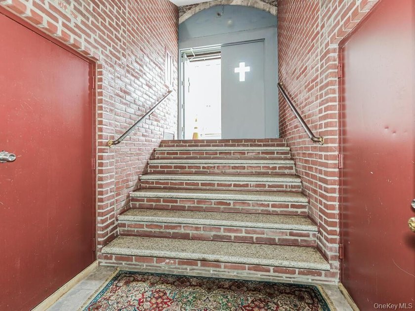Welcome to 2466 Webster Ave! Beautiful Brick building currently - photo 4