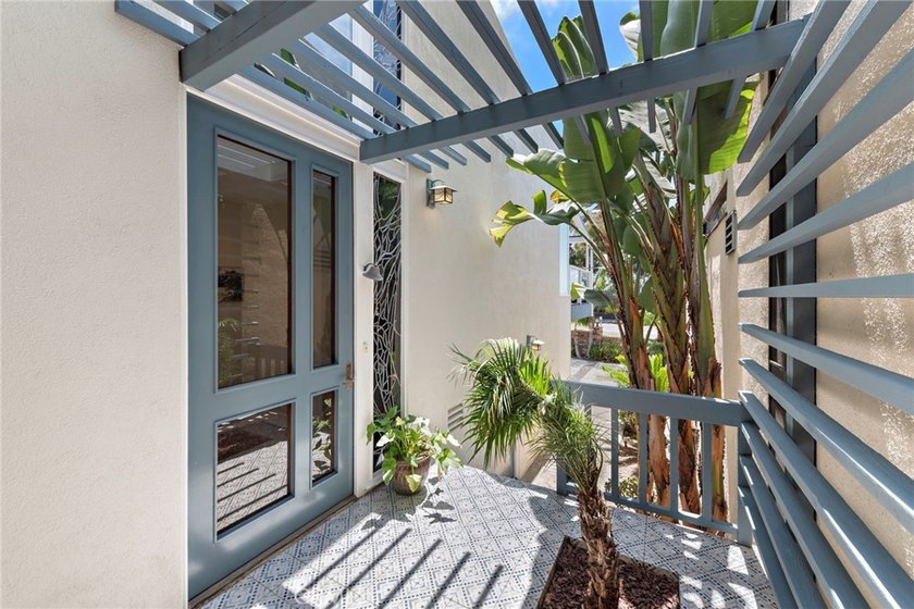 Discover this spectacular, fully furnished, air-conditioned home - photo 22