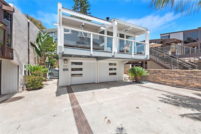 Discover this spectacular, fully furnished, air-conditioned home - photo 23